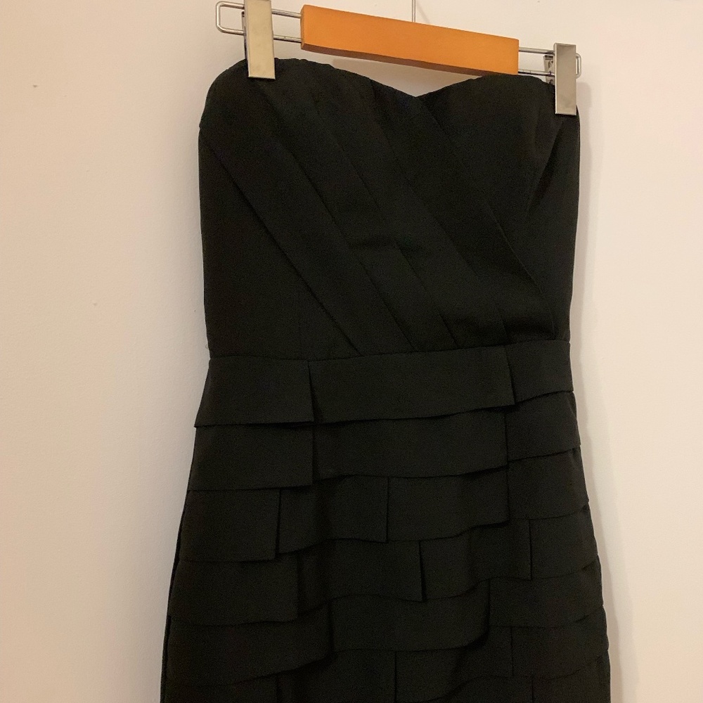 Limité Black Ruffled Mini Dress - Picture 3 of 3